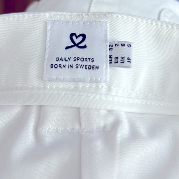 Daily Sports Born in Sweden Golf Skort Size 2 NWOT - Picture 7 of 8